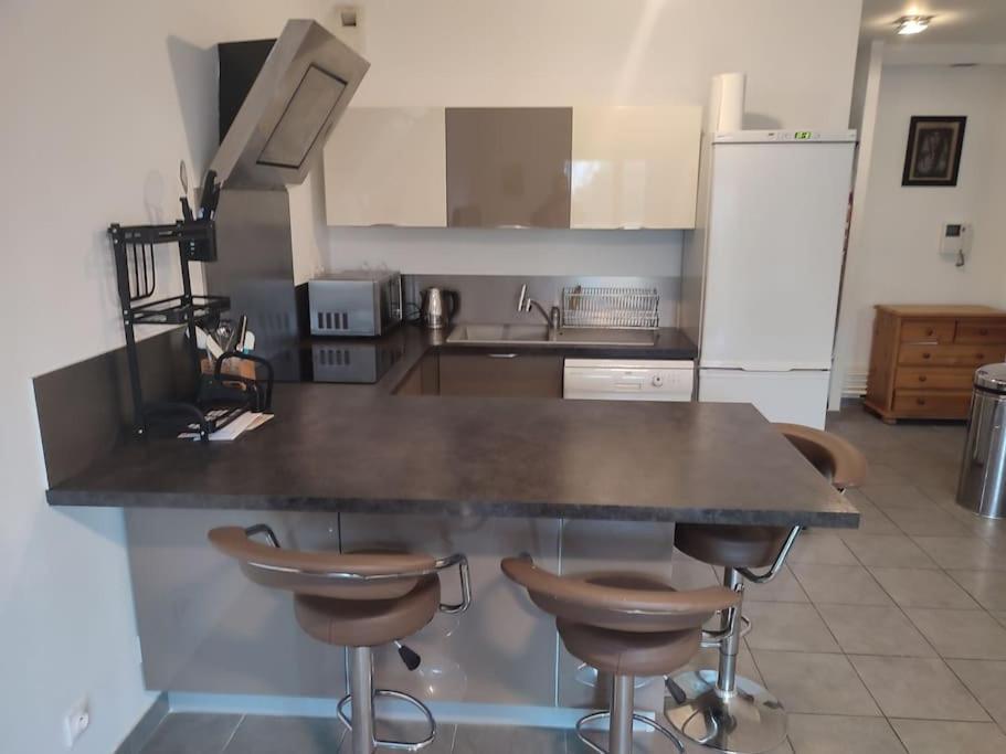 אטיס - מונס Appartement Proche Aeroport Orly מראה חיצוני תמונה